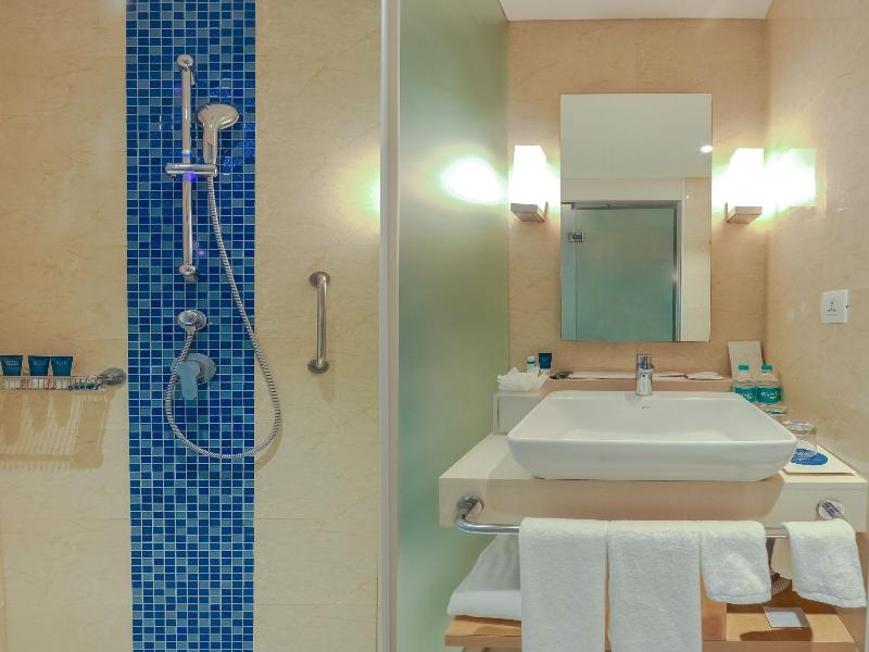 FOUR POINTS BY SHERATON CHENNAI OMR image
