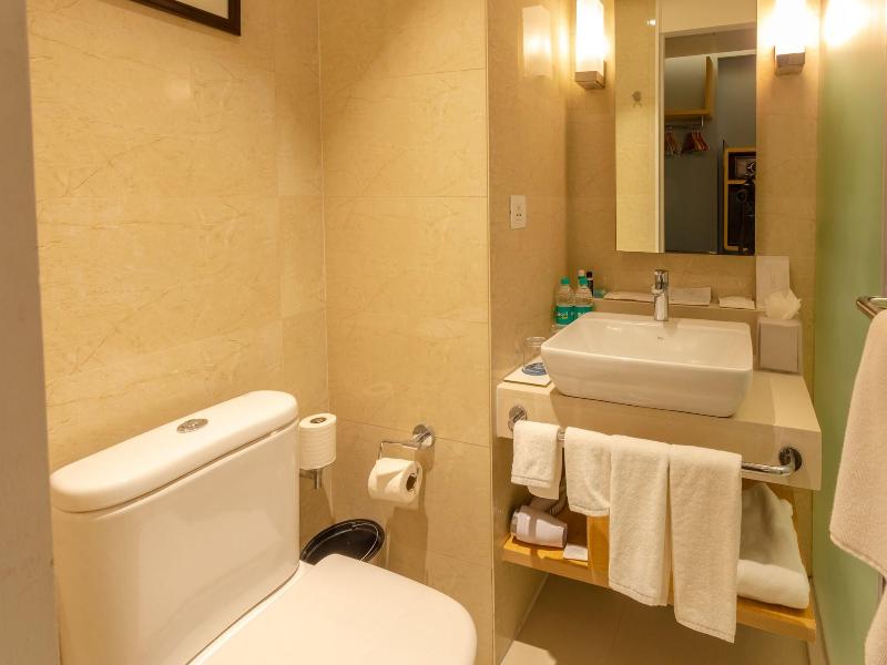 FOUR POINTS BY SHERATON CHENNAI OMR image