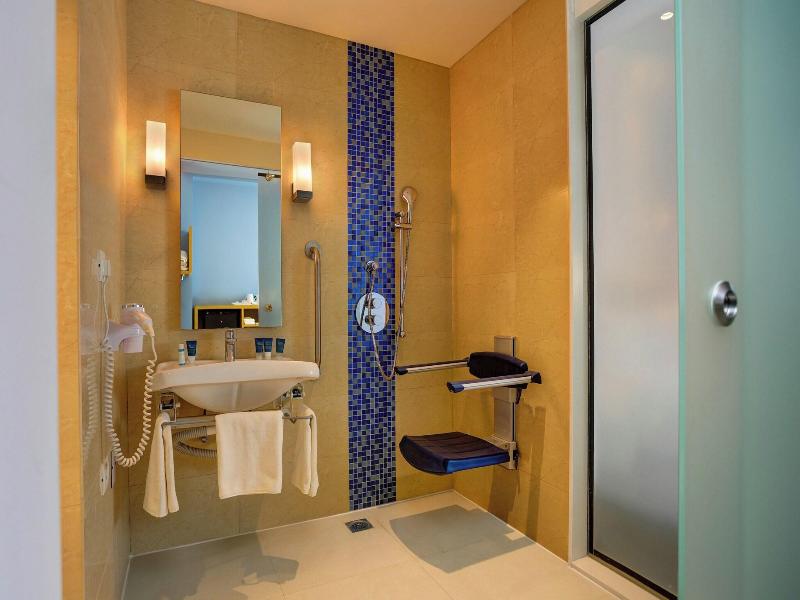 FOUR POINTS BY SHERATON CHENNAI OMR image