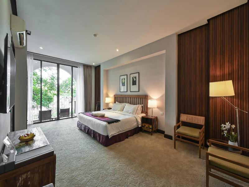 1825 Gallery Hotel image