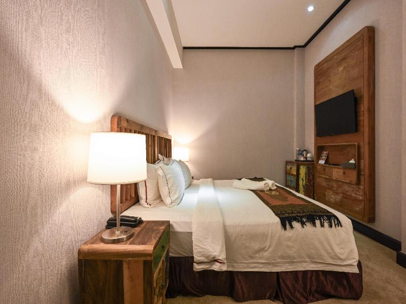 1825 Gallery Hotel image