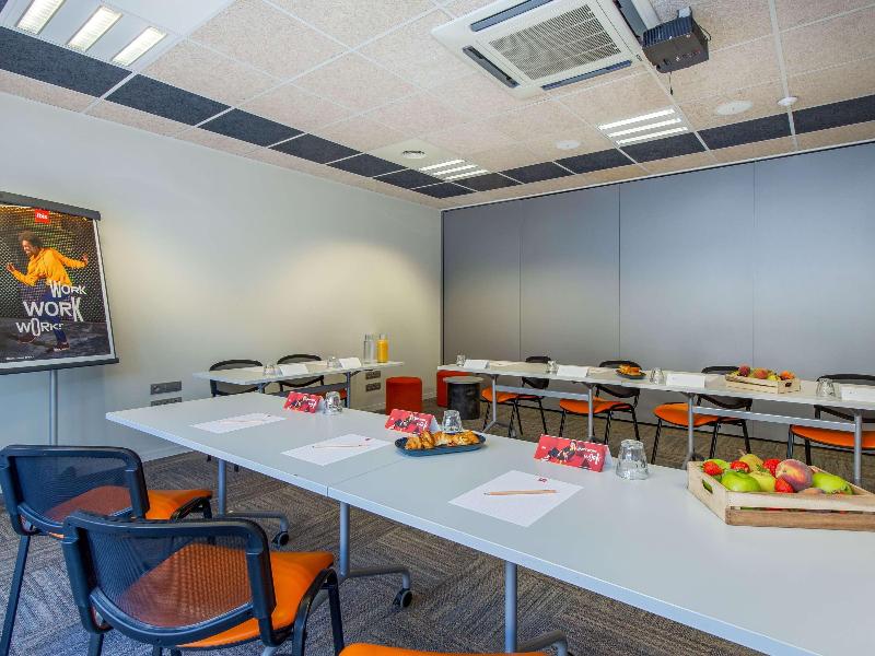 ibis Clermont Ferrand Centre Stade image