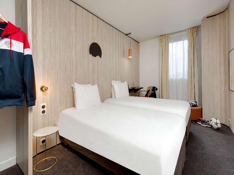 Ibis Styles Clermont Ferrand Sud La Pardieu image