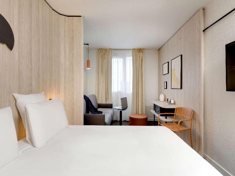 Ibis Styles Clermont Ferrand Sud La Pardieu image