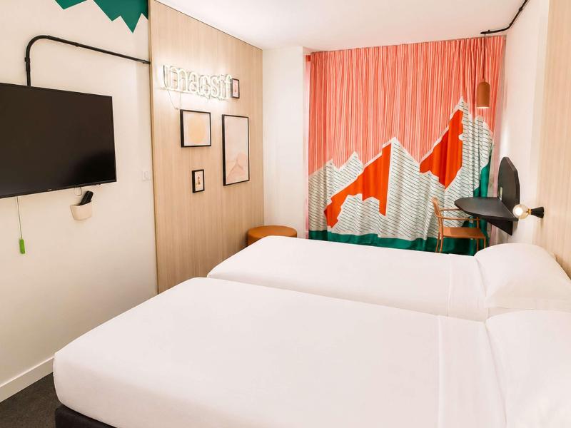 Ibis Styles Clermont Ferrand Sud La Pardieu image