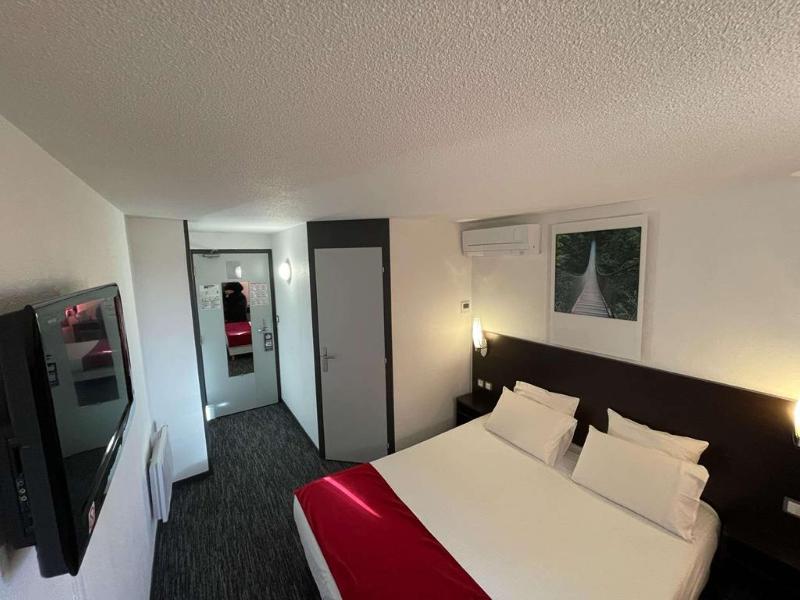 Hotel Kyriad Design Enzo Montlucon - Saint Victor image
