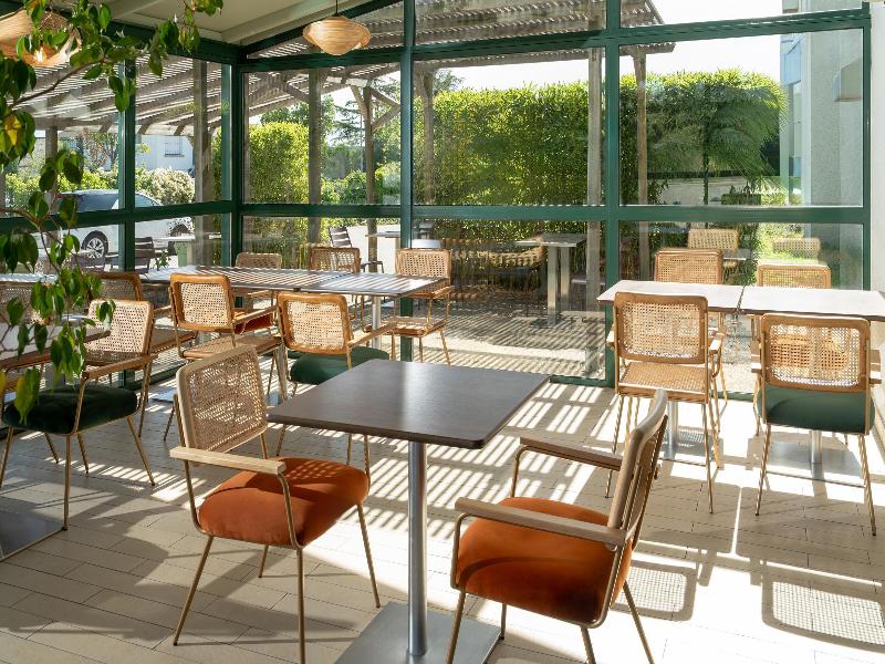 Sure Hotel by Best Western Valence Nord image