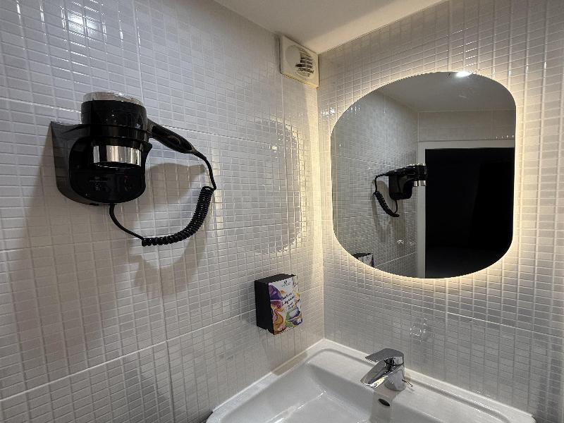Sure Hotel by Best Western Valence Nord image