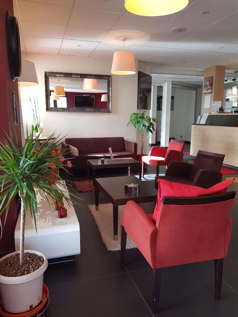 Kyriad Quimper Sud image