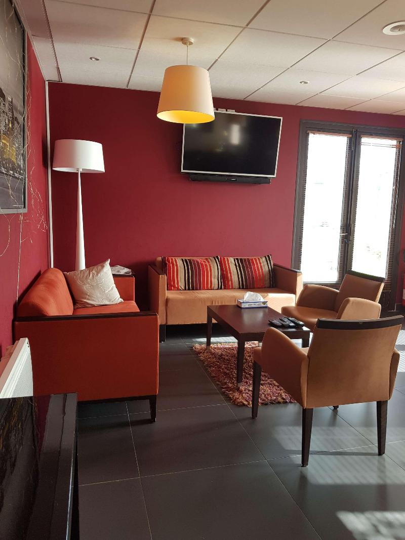 Kyriad Quimper Sud image