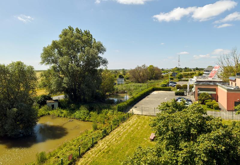 B&B HOTEL Saint-Witz Roissy image
