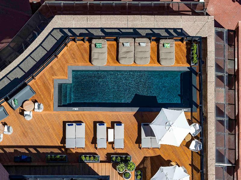 Stay in style at Pullman Cape Town City Centre