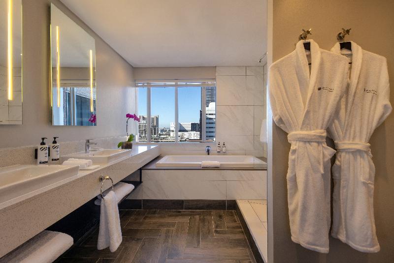 Stay in style at Pullman Cape Town City Centre