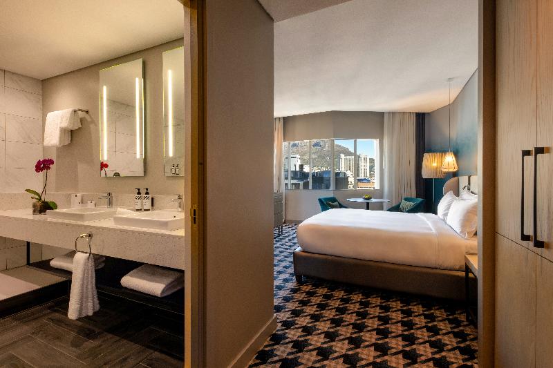 Stay in style at Pullman Cape Town City Centre
