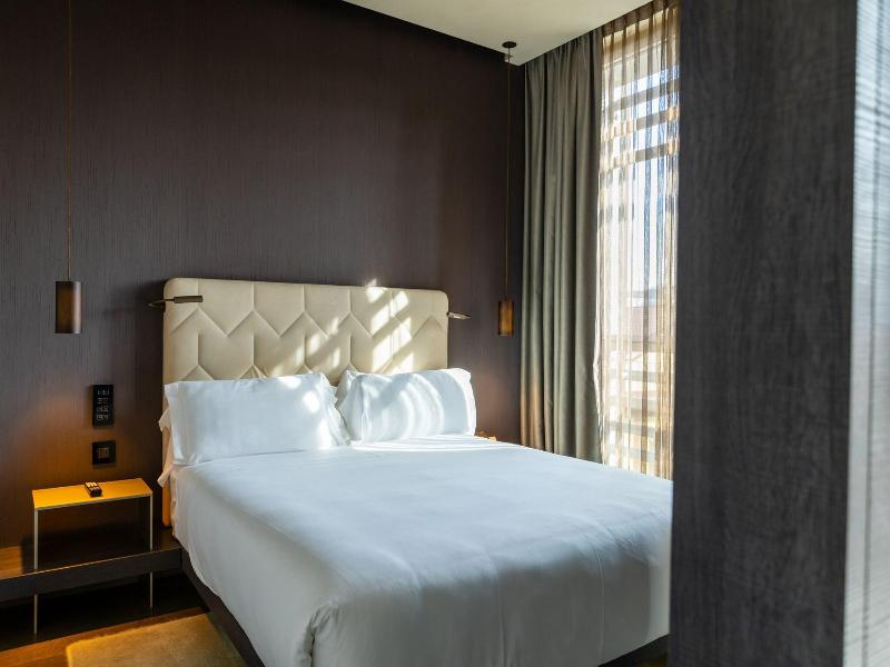 Hotel Viu Milan image