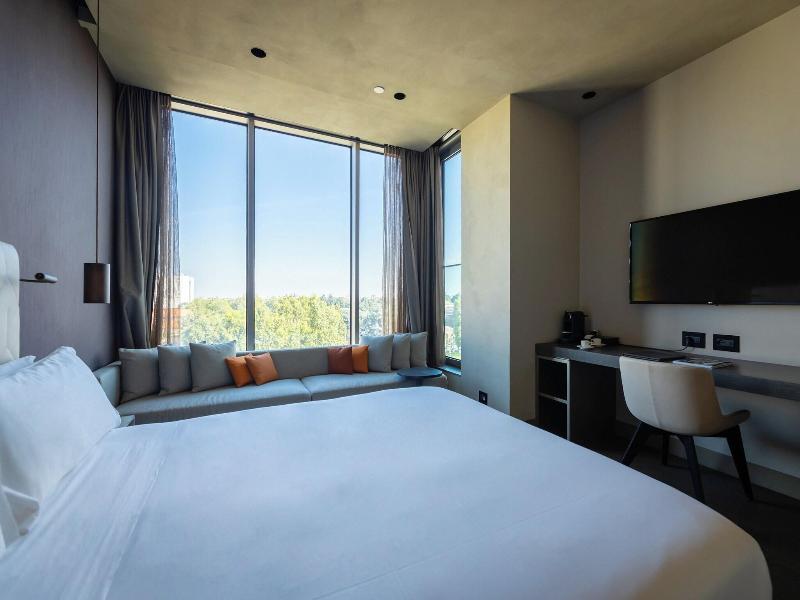 Hotel Viu Milan image