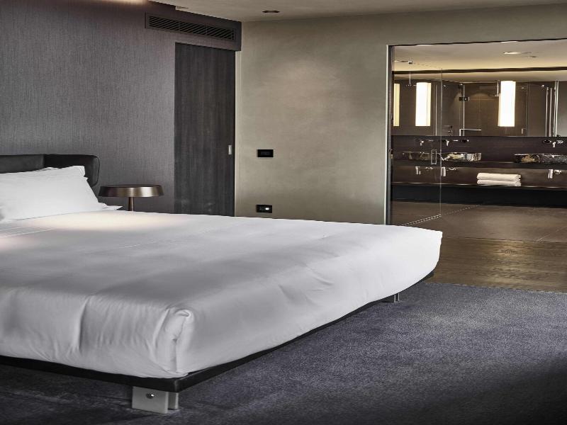 Hotel Viu Milan image