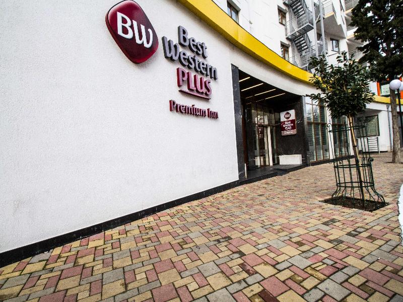 Best Western Plus Premium Inn image