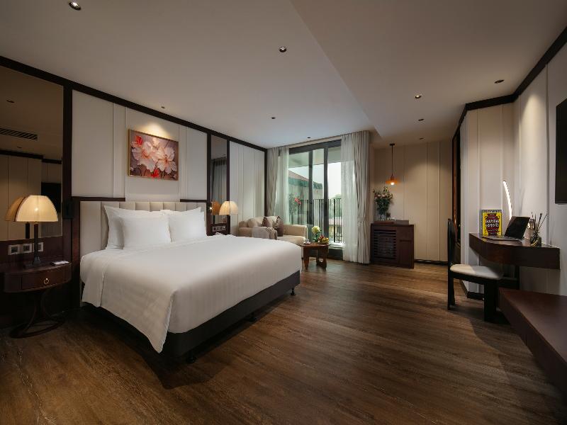 The Chi Boutique Hotel image