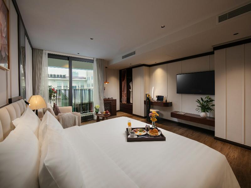 The Chi Boutique Hotel image
