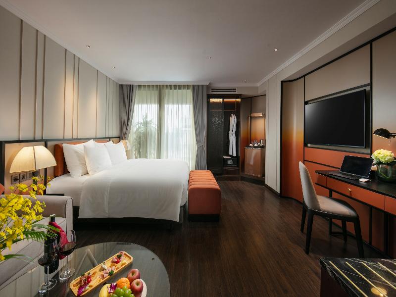The Chi Boutique Hotel image