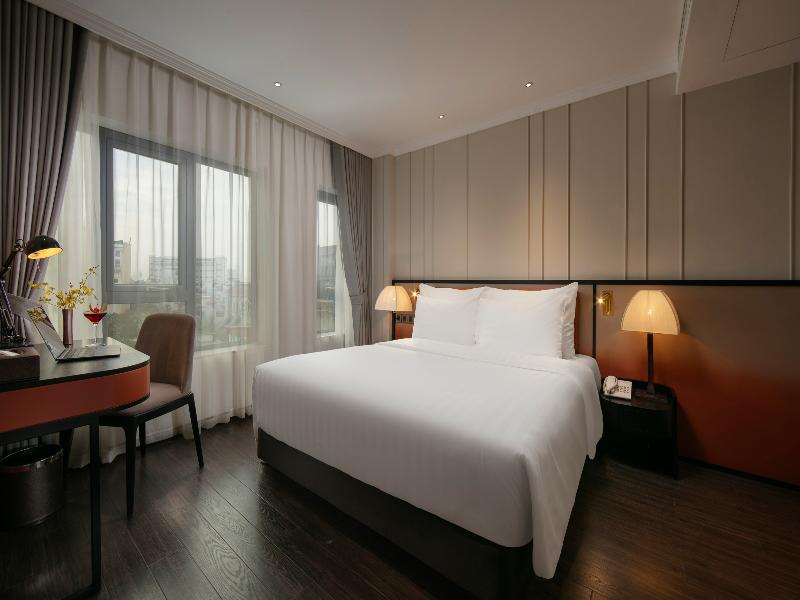 The Chi Boutique Hotel image