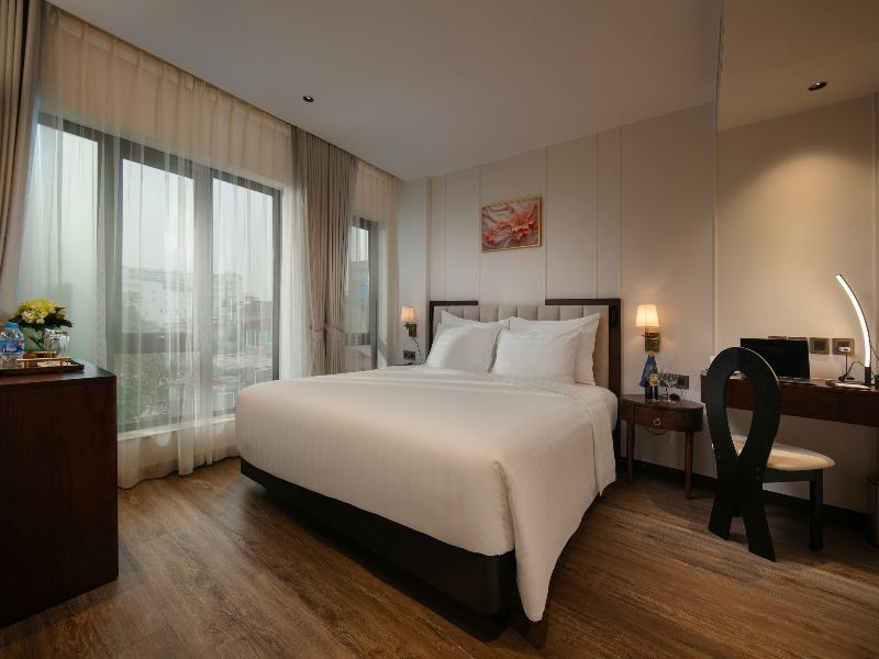 The Chi Boutique Hotel image