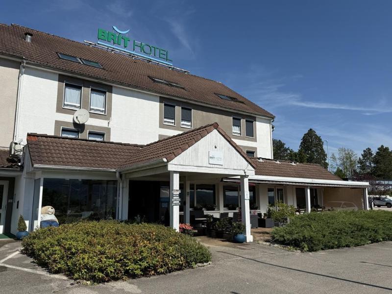BRIT HOTEL BESANCON L HORLOGE image