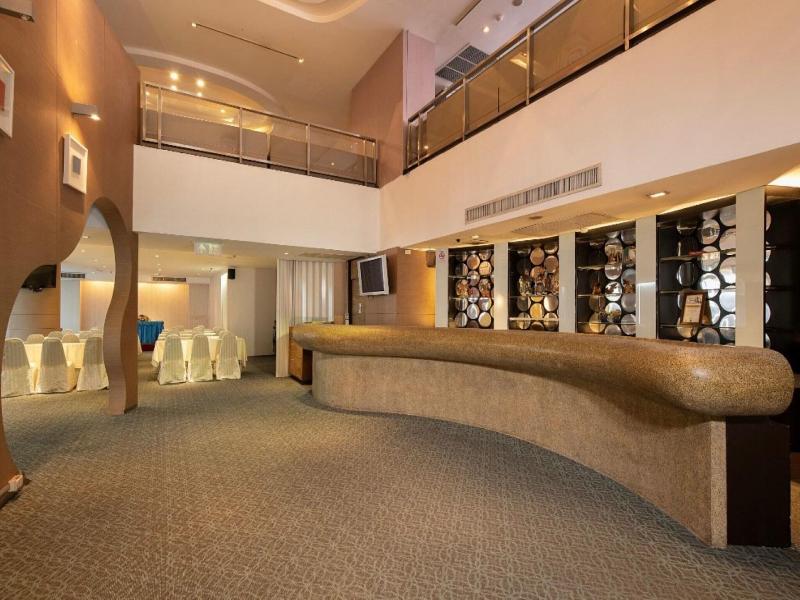 Veronica Residence image