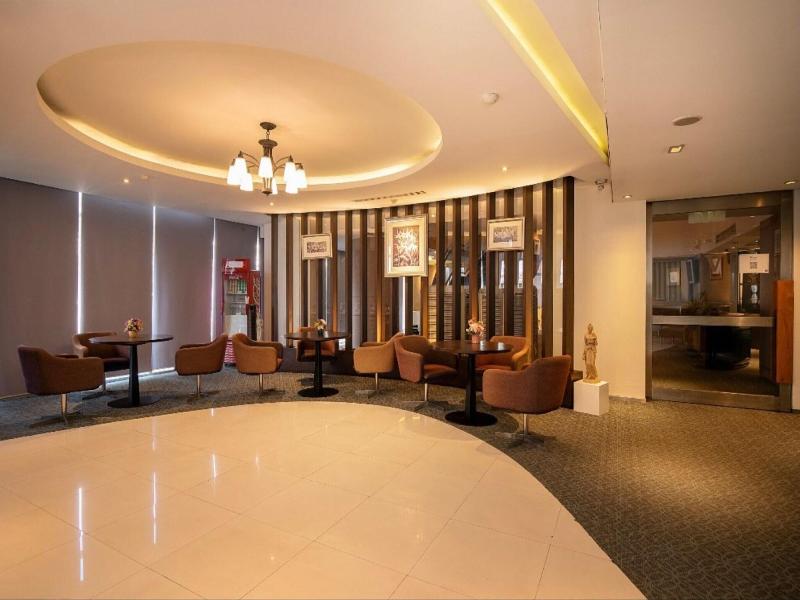 Veronica Residence image