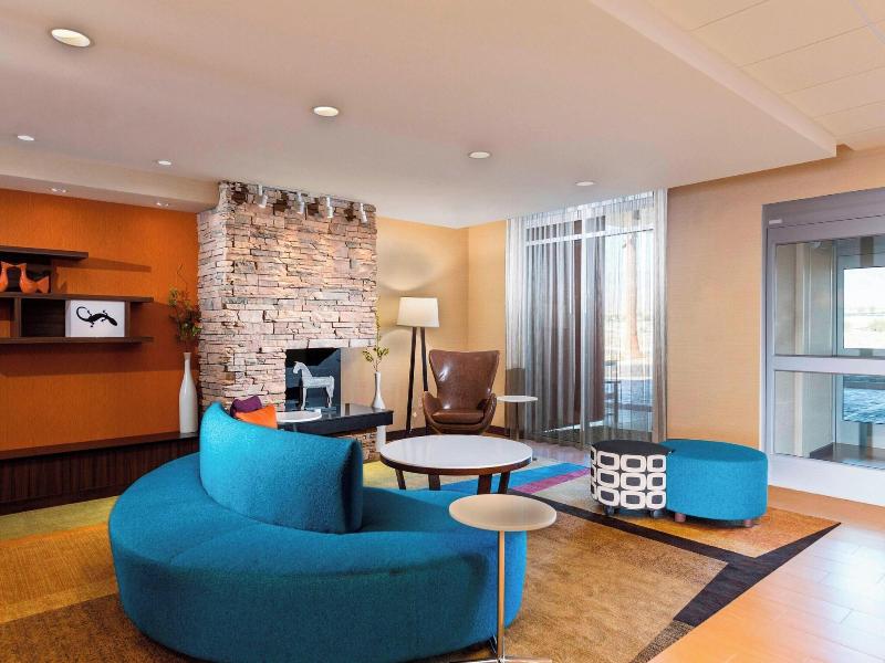 Fairfield Inn & Suites Palm Desert image