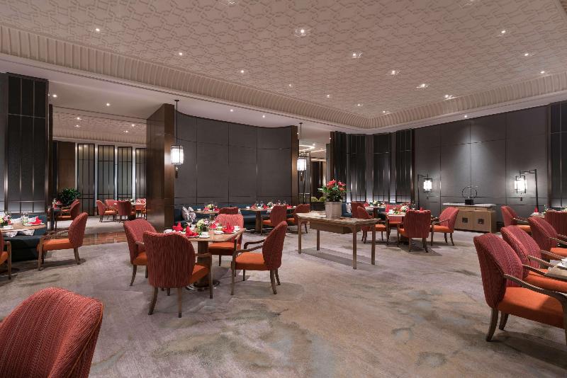 DoubleTree by Hilton Shiyan image