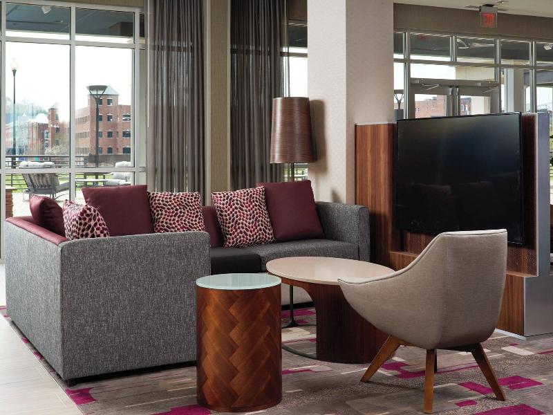 Courtyard by Marriott Rome Riverwalk image