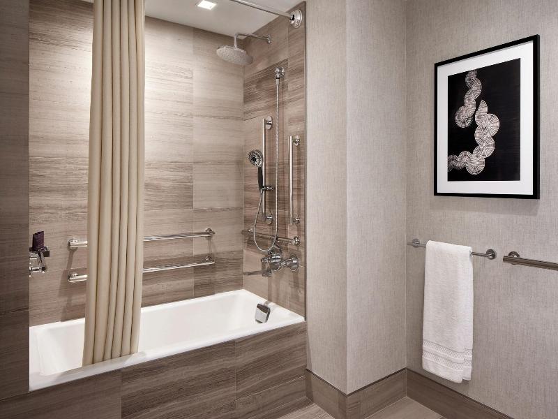 The Ritz-Carlton, Chicago image