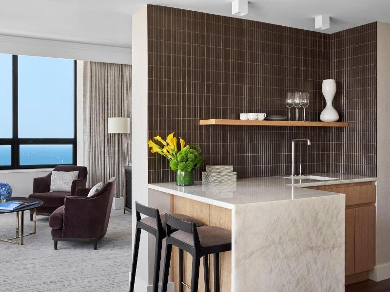 The Ritz-Carlton, Chicago image
