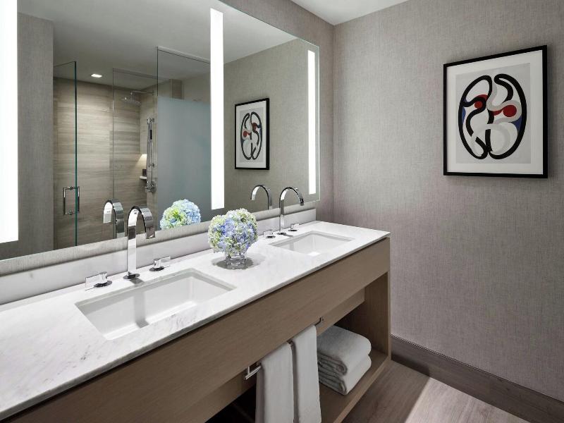 The Ritz-Carlton, Chicago image