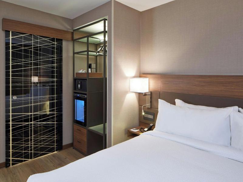 AC Hotel Atlanta Downtown image