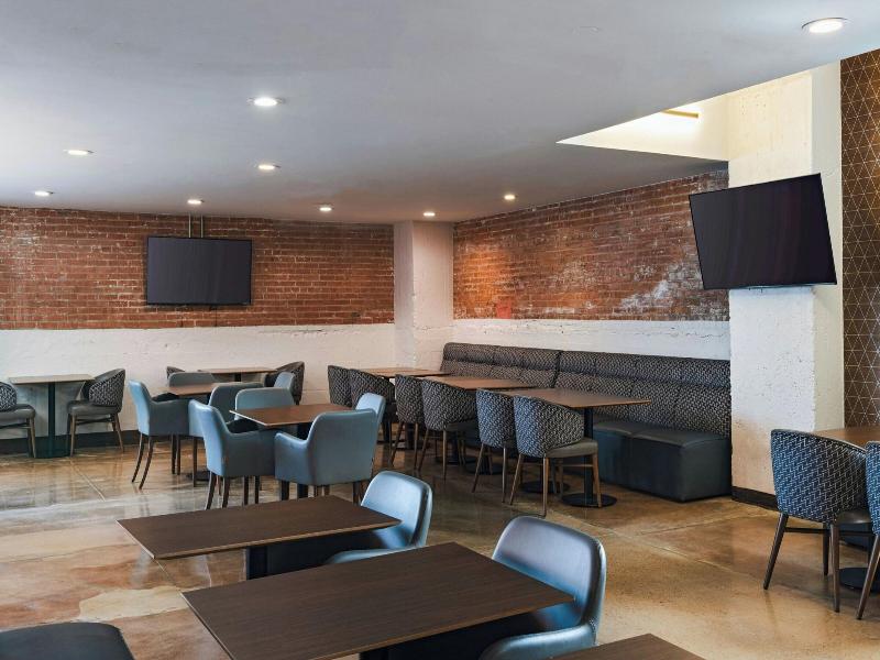 TownePlace Suites Dallas Downtown image