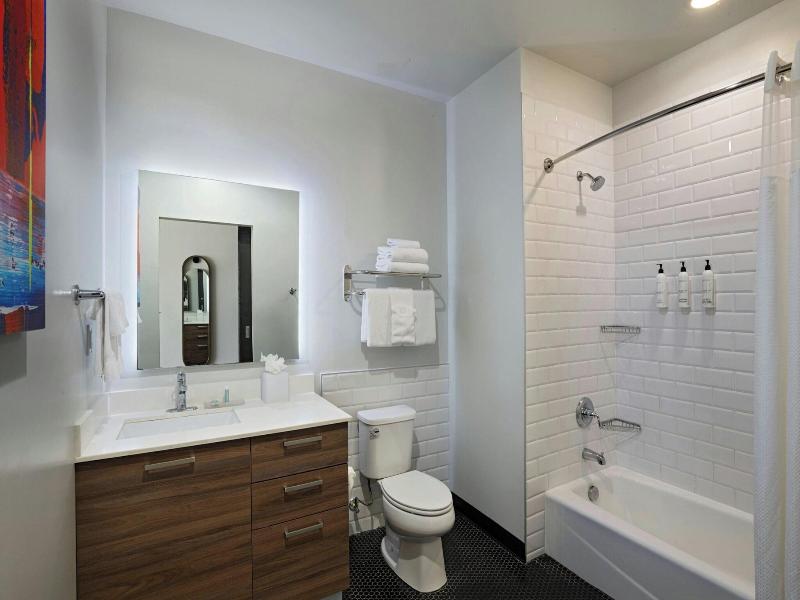 TownePlace Suites Dallas Downtown image