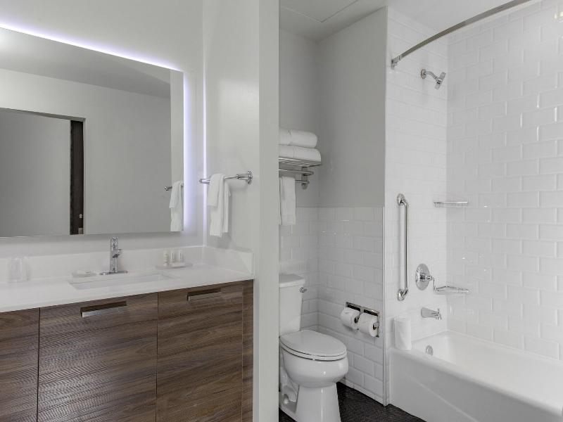 TownePlace Suites Dallas Downtown image