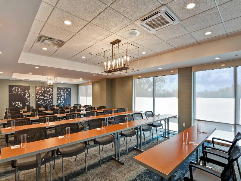 TownePlace Suites Miami Airport image