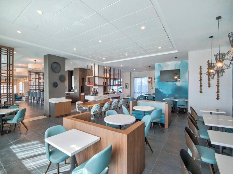 TownePlace Suites Miami Airport image
