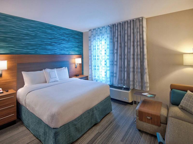 TownePlace Suites Miami Airport image