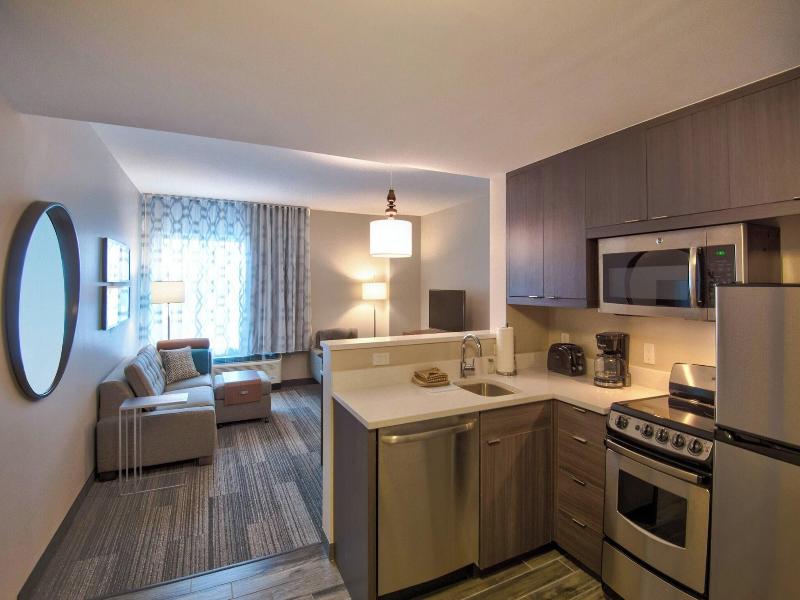 TownePlace Suites Miami Airport image