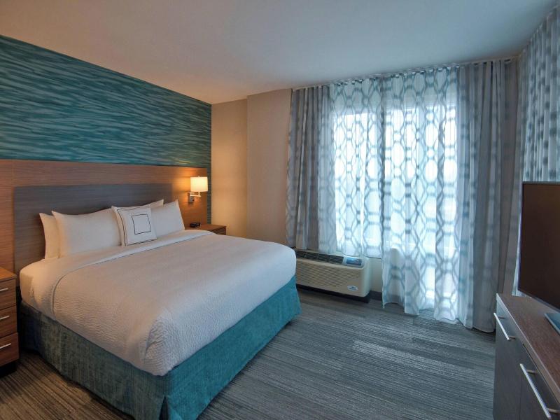 TownePlace Suites Miami Airport image