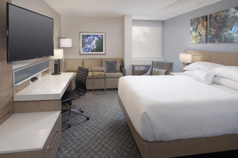 Delta Hotels Seattle Everett image