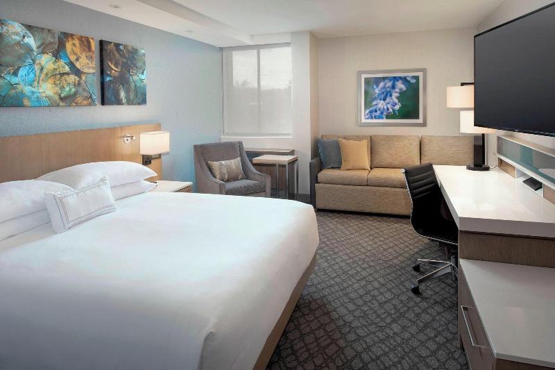 Delta Hotels Seattle Everett image