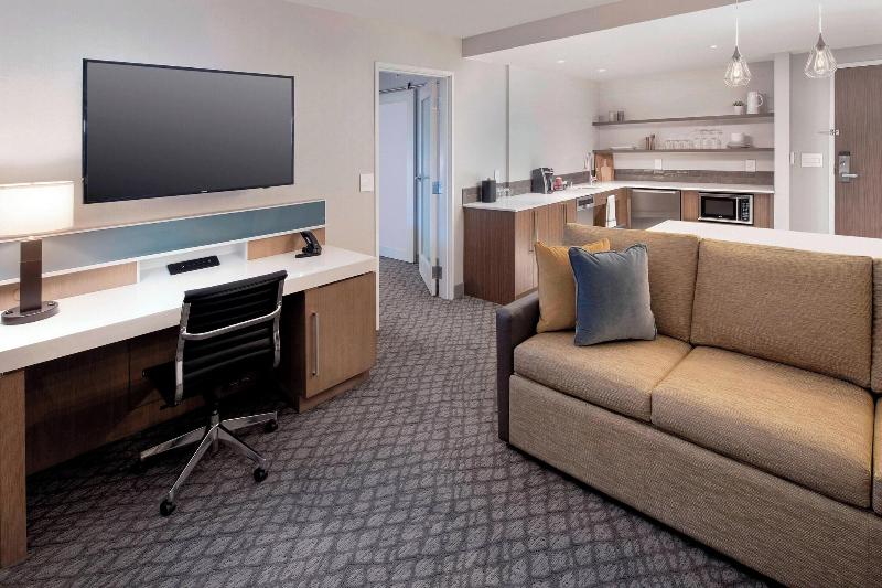 Delta Hotels Seattle Everett image
