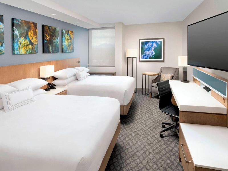 Delta Hotels Seattle Everett image