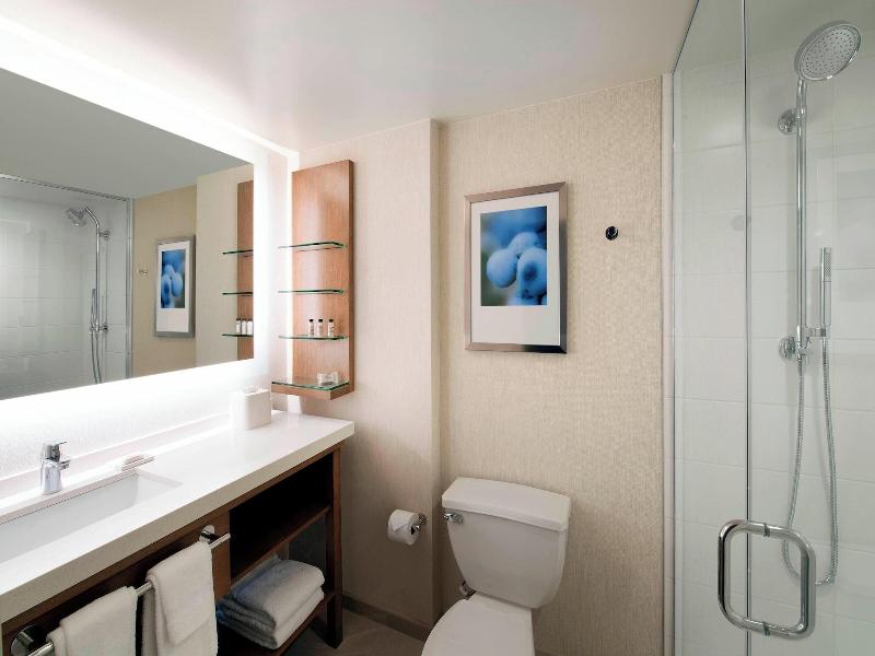 Delta Hotels Seattle Everett image